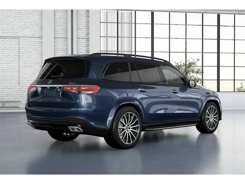 New 2026 Mercedes-Benz GLS 580 4MATIC image 21