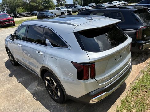 Used 2025 Kia Sorento SX Prestige AWD/4WD image 6