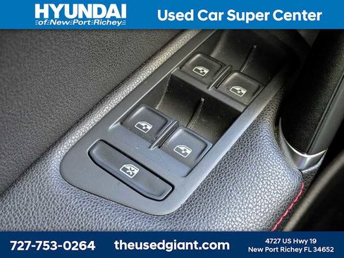 Used 2019 Volkswagen GTI SE FWD image 30
