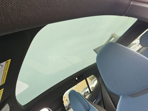 Used 2025 Volvo EX30 Ultra image 10