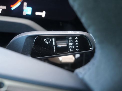 New 2025 Porsche Taycan 4S image 24