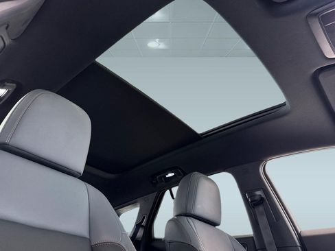 Used 2024 Honda Prologue Touring image 25