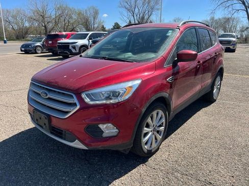 Used 2019 Ford Escape SEL AWD/4WD image 4