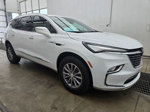 Used 2022 Buick Enclave Essence w/ LPO, Floor Liner Package image 7