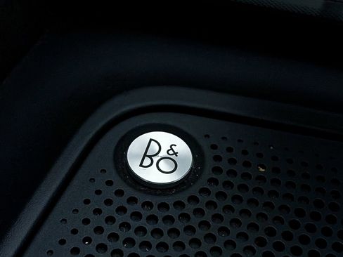 Used 2024 Ford Bronco Badlands AWD/4WD image 3