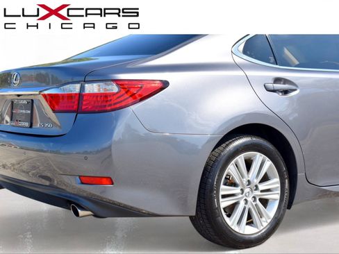 Used 2014 Lexus ES 350 w/ Luxury Package FWD image 12