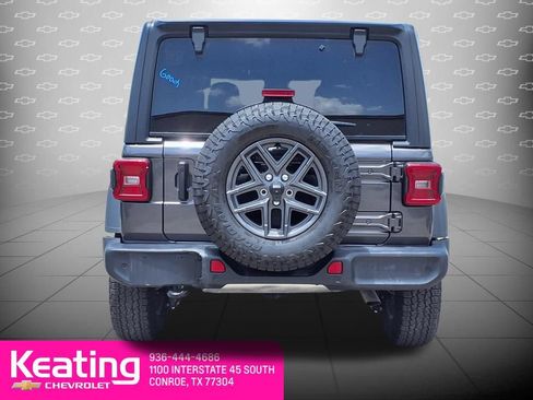 Used 2025 Jeep Wrangler Unlimited Sport AWD/4WD image 6