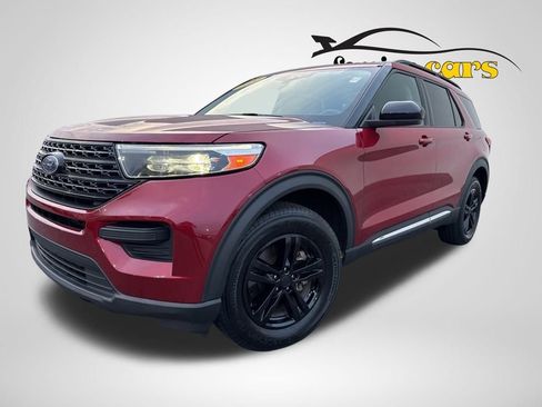 Used 2022 Ford Explorer XLT w/ Class IV Trailer Tow Package image 40