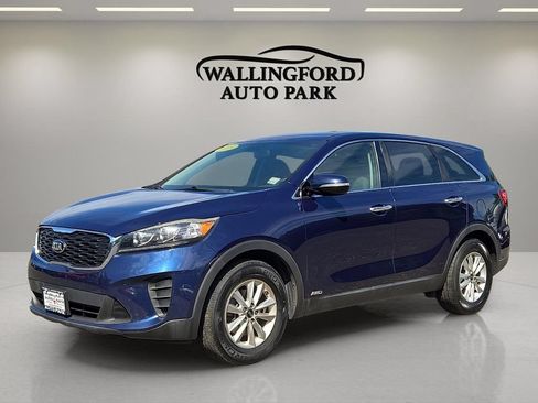 Used 2019 Kia Sorento AWD V6 image 1