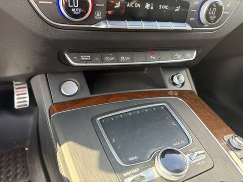 Used 2018 Audi Q5 2.0T Premium Plus w/ Premium Plus Package AWD/4WD image 49
