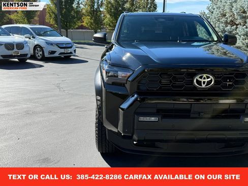 Used 2025 Toyota 4Runner TRD Off-Road image 14