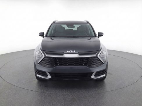 Used 2025 Kia Sportage LX FWD image 2