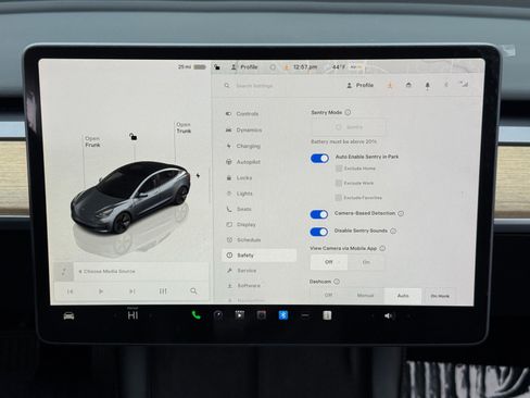 Used 2023 Tesla Model 3 Standard Range image 28
