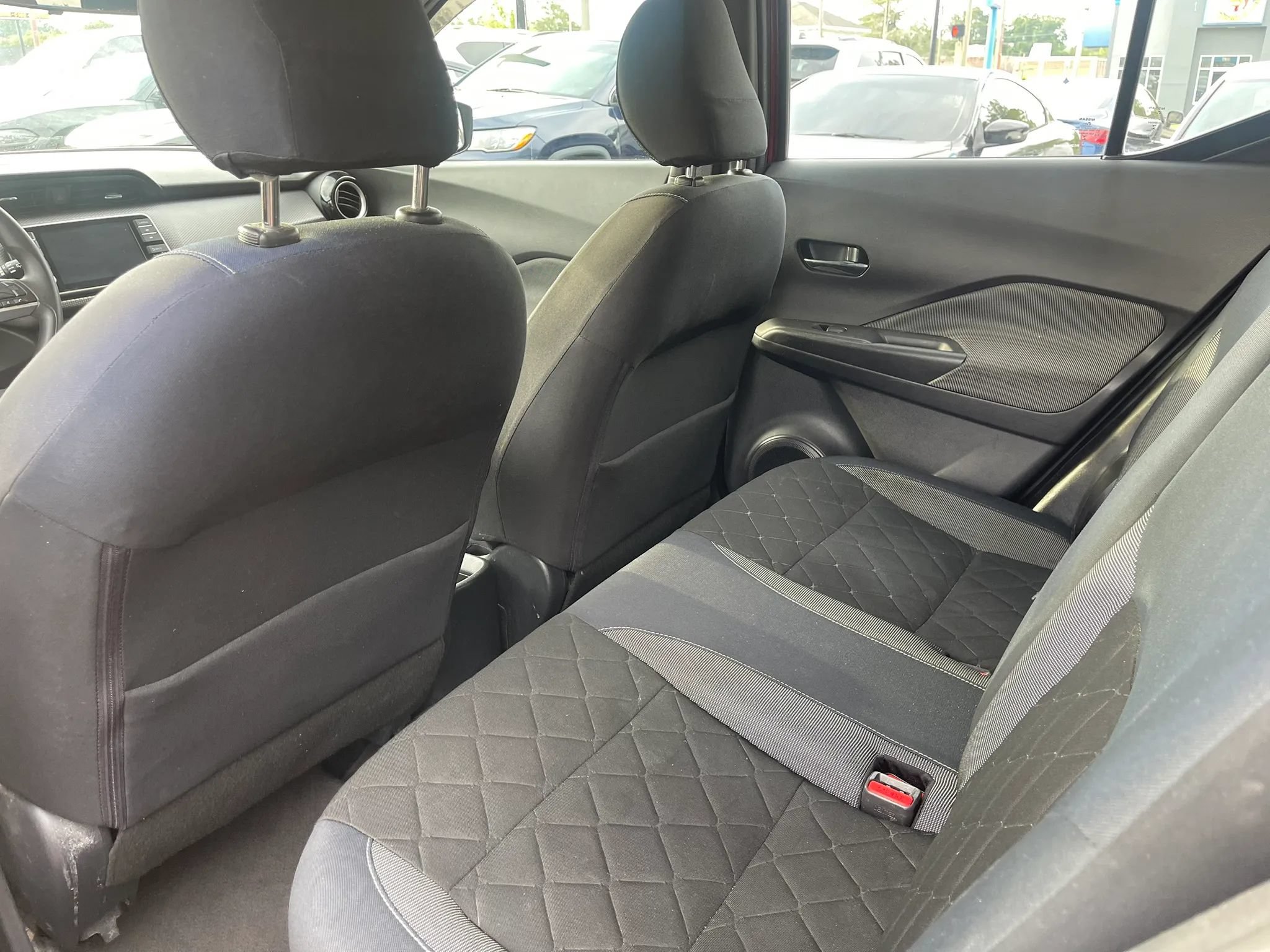 Used 2018 Nissan Kicks SV FWD image 12