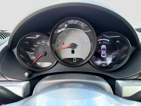 Used 2024 Porsche 718 Cayman S RWD image 35