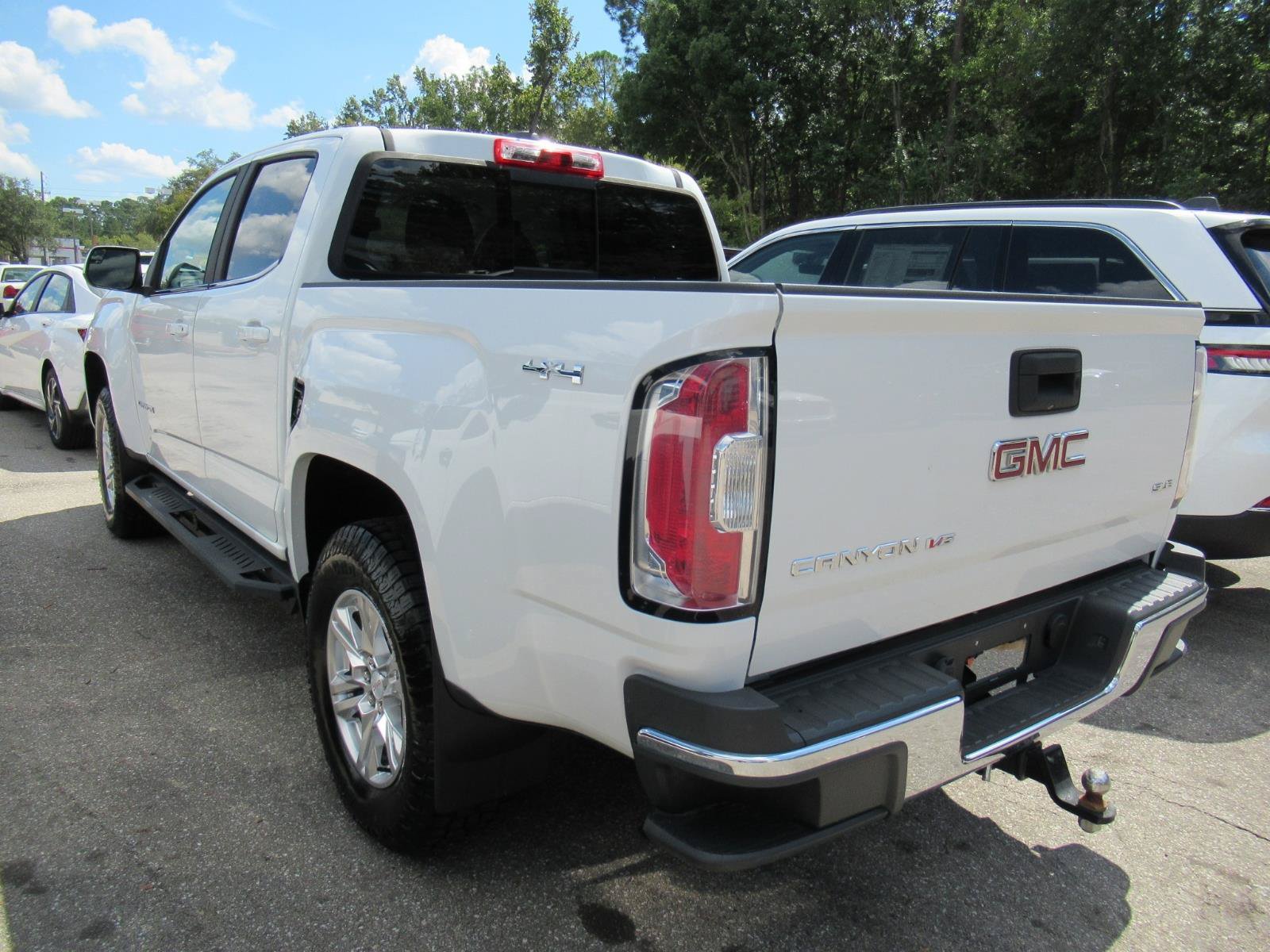 Used 2019 GMC Canyon SLE w/ SLE Convenience Package AWD/4WD image 3