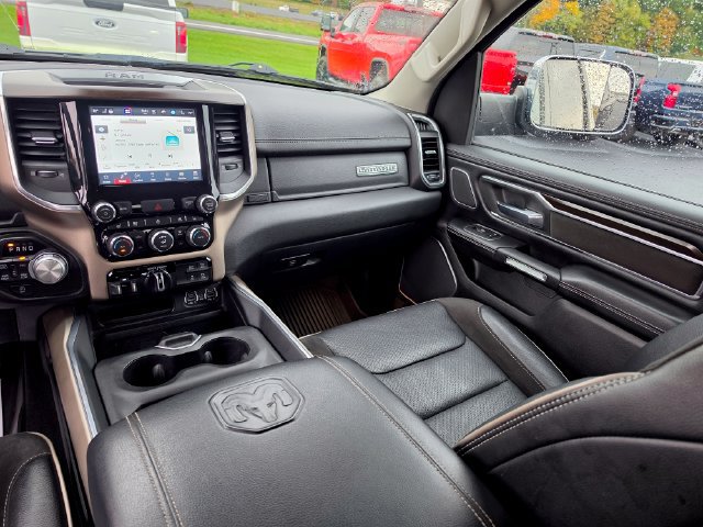 Used 2022 RAM 1500 Laramie AWD/4WD image 13