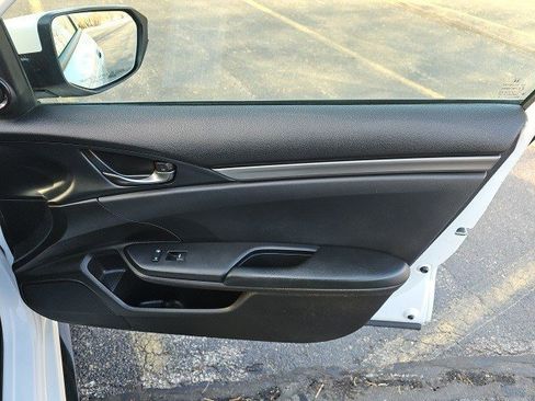 Used 2020 Honda Civic Sport image 15