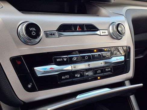 Used 2023 Ford Explorer XLT w/ Equipment Group 202A image 14