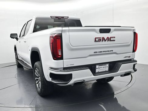 Used 2021 GMC Sierra 1500 AT4 w/ AT4 Premium Package AWD/4WD image 6