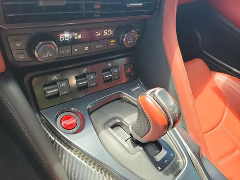 Used 2021 Nissan GT-R Premium AWD/4WD image 25