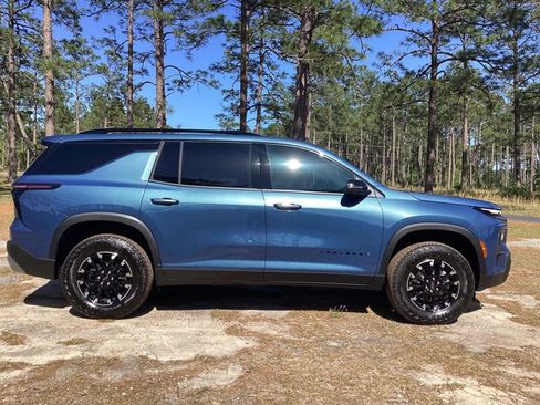 New 2026 Chevrolet Traverse Z71 w/ Driver Confidence Package image 5