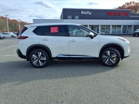 Certified 2023 Nissan Rogue SL w/ SL Premium Package image 4