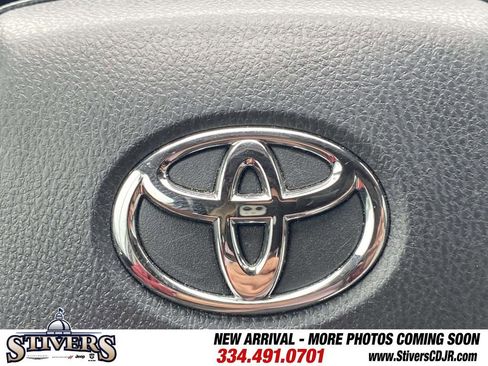 Used 2023 Toyota Camry SE image 29