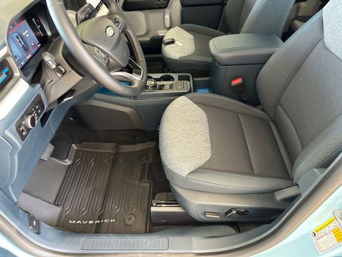 New 2026 Ford Maverick XLT FWD image 19