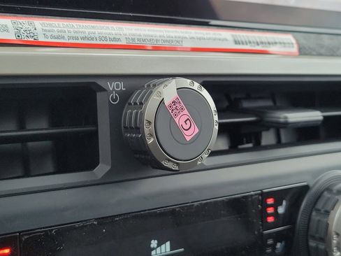 New 2026 Toyota Tacoma Limited image 33