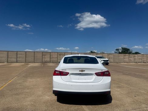 Used 2024 Chevrolet Malibu LT FWD image 18