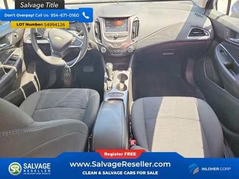 Used 2017 Chevrolet Cruze LT w/ Convenience Package FWD image 11