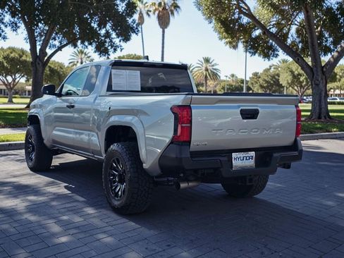 Used 2024 Toyota Tacoma SR w/ Towing Package AWD/4WD image 7