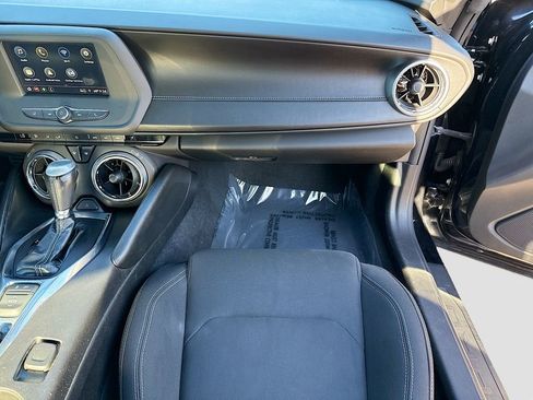 Used 2019 Chevrolet Camaro LT image 17