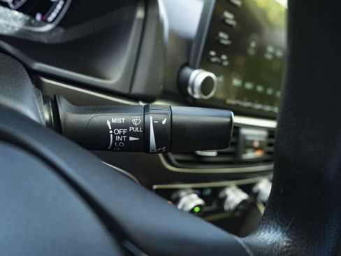 Used 2019 Honda Accord LX image 24