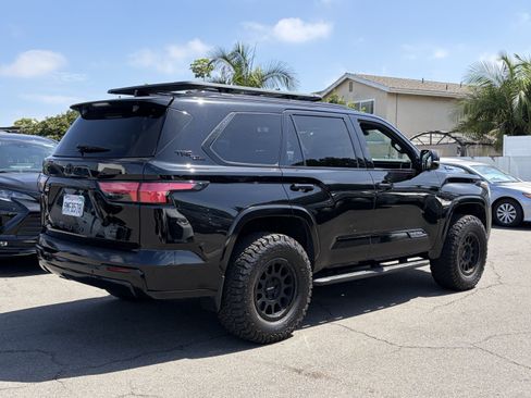 Used 2024 Toyota Sequoia Platinum w/ TRD Off-Road Package AWD/4WD image 3