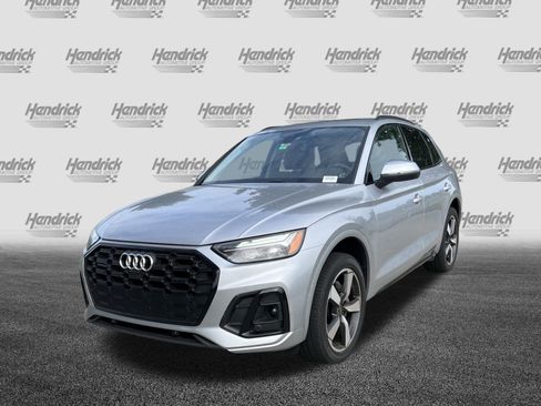 Used 2023 Audi Q5 2.0T Premium Plus w/ Premium Plus Package AWD/4WD image 6