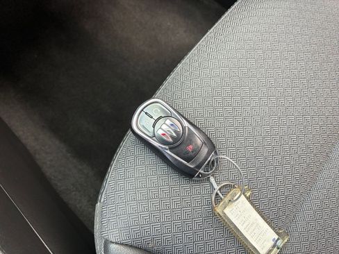 Used 2025 Buick Encore GX Preferred FWD image 21