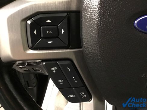 Used 2019 Ford F150 Platinum w/ Equipment Group 701A Luxury AWD/4WD image 46