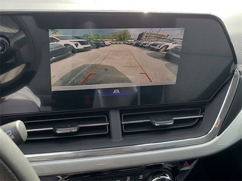 New 2026 Chevrolet Trax LT image 32