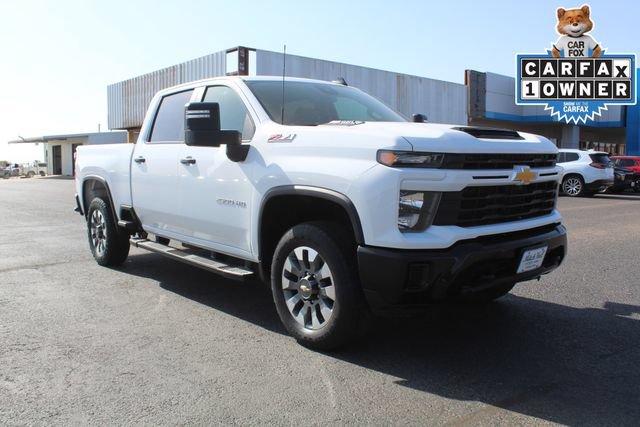 Used 2024 Chevrolet Silverado 2500 Custom w/ Custom Value Package AWD/4WD image 1