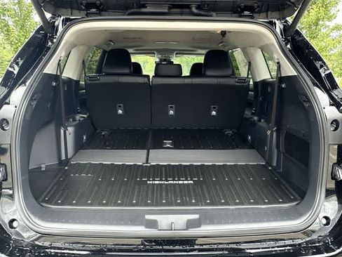 New 2024 Toyota Highlander XLE AWD/4WD image 27