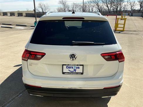 Used 2021 Volkswagen Tiguan SEL image 5