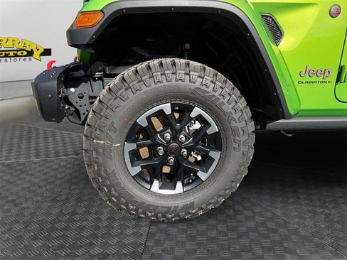 New 2025 Jeep Gladiator Rubicon w/ Convenience Group image 14