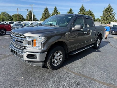 Used 2018 Ford F150 XLT w/ Equipment Group 302A Luxury AWD/4WD image 9
