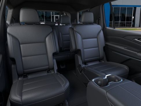 New 2026 Chevrolet Traverse LT w/ Sun and Wheel Package FWD image 17