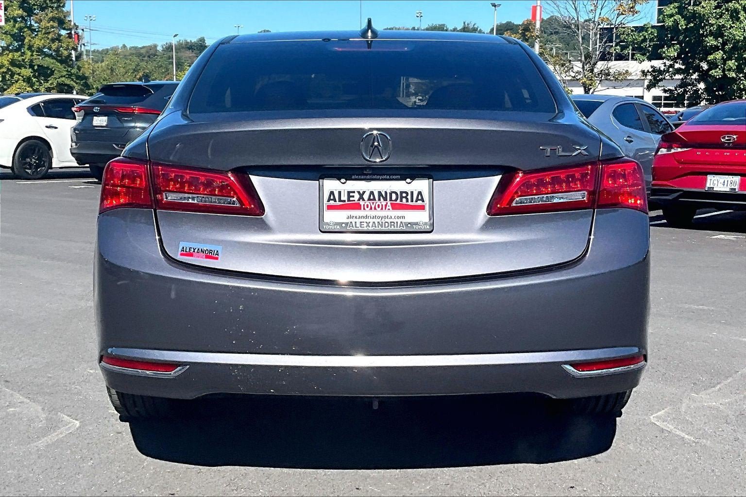 Used 2020 Acura TLX w/ Technology Package FWD image 4