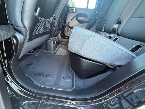 New 2026 Jeep Gladiator Rubicon image 27