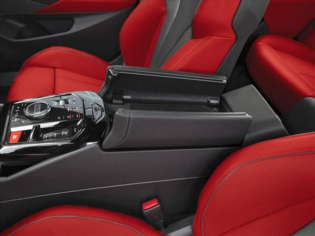 New 2027 BMW M5 w/ Executive Package AWD/4WD image 10