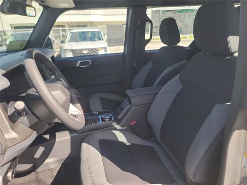 New 2025 Ford Bronco 4-Door image 10